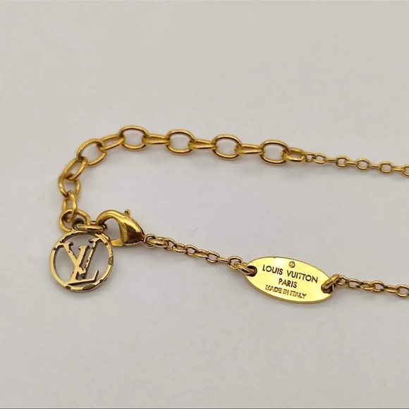 Louis Vuitton Necklace - Picture 5 of 5